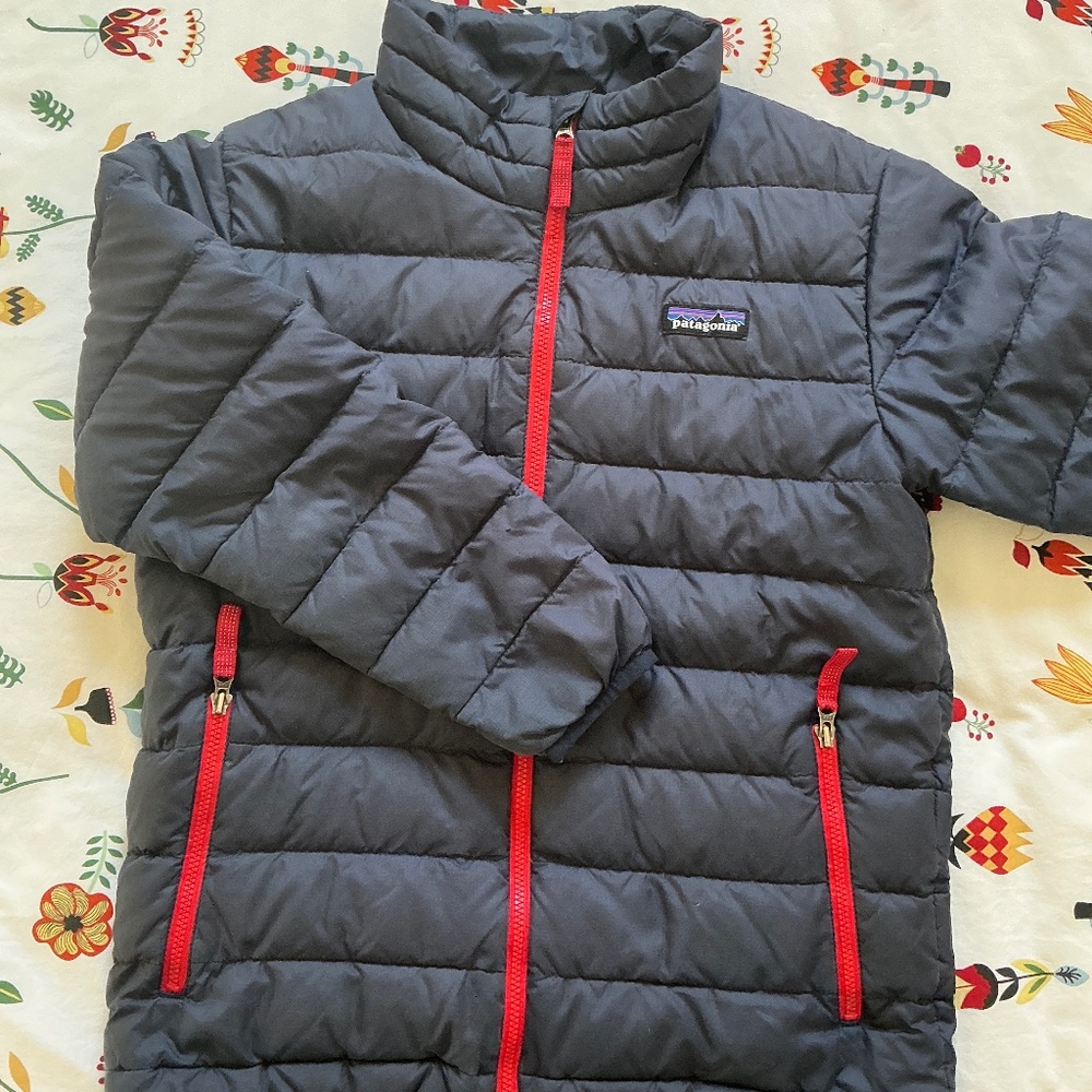 Patagonia down sweater jacket kids Small 7-8